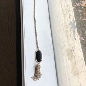 Black Kendra Scott necklace